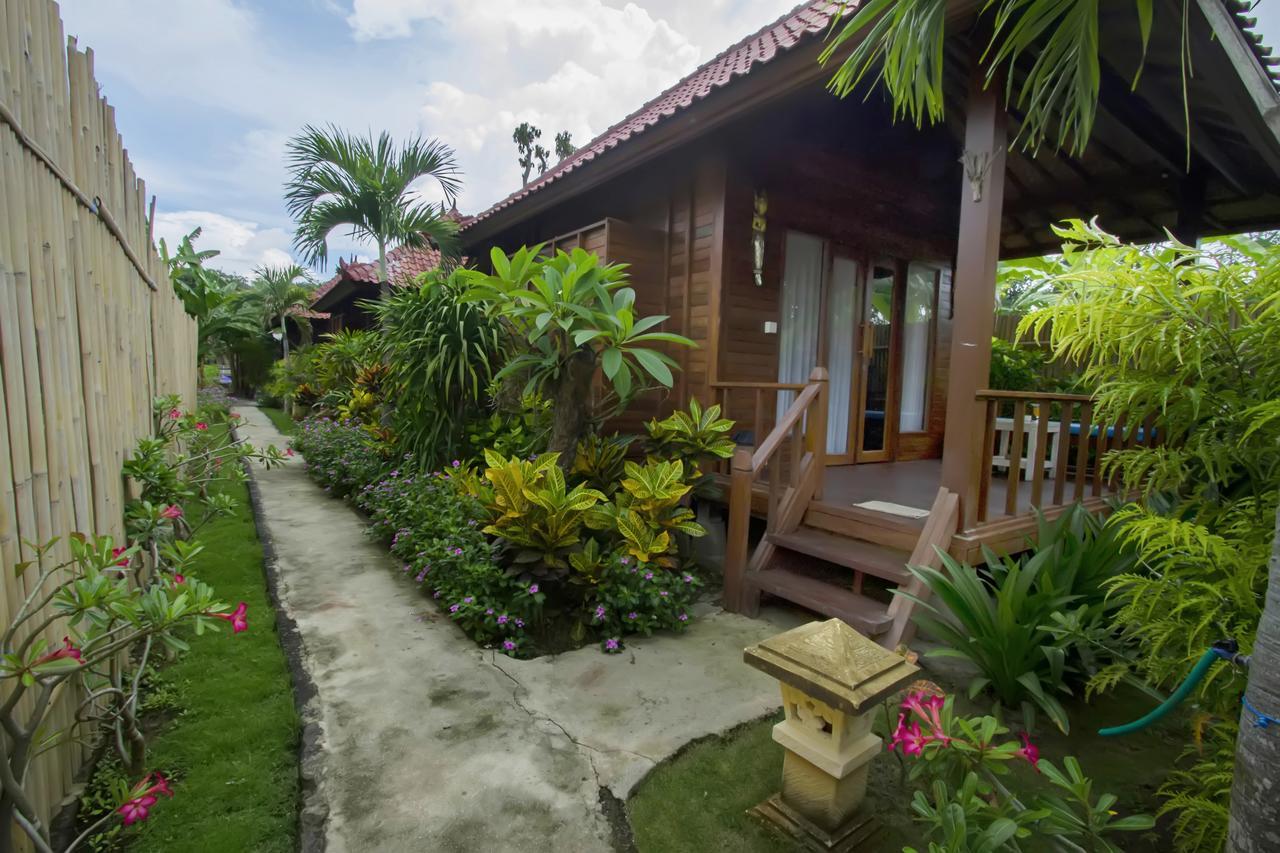 Amora Hut's Nusa Lembongan Exterior foto